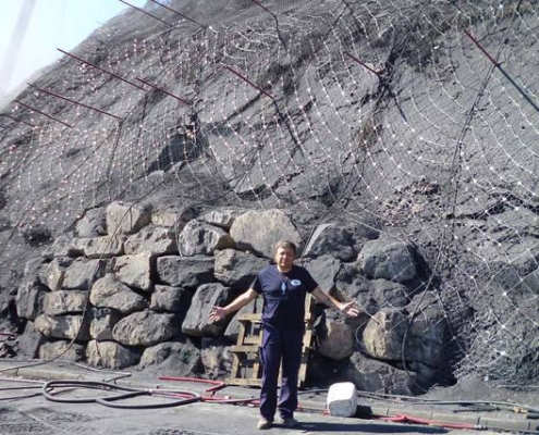 Destrucción de un yacimiento de relevancia internacional